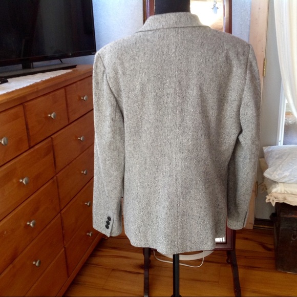 Jacket - Picture 4 of 7